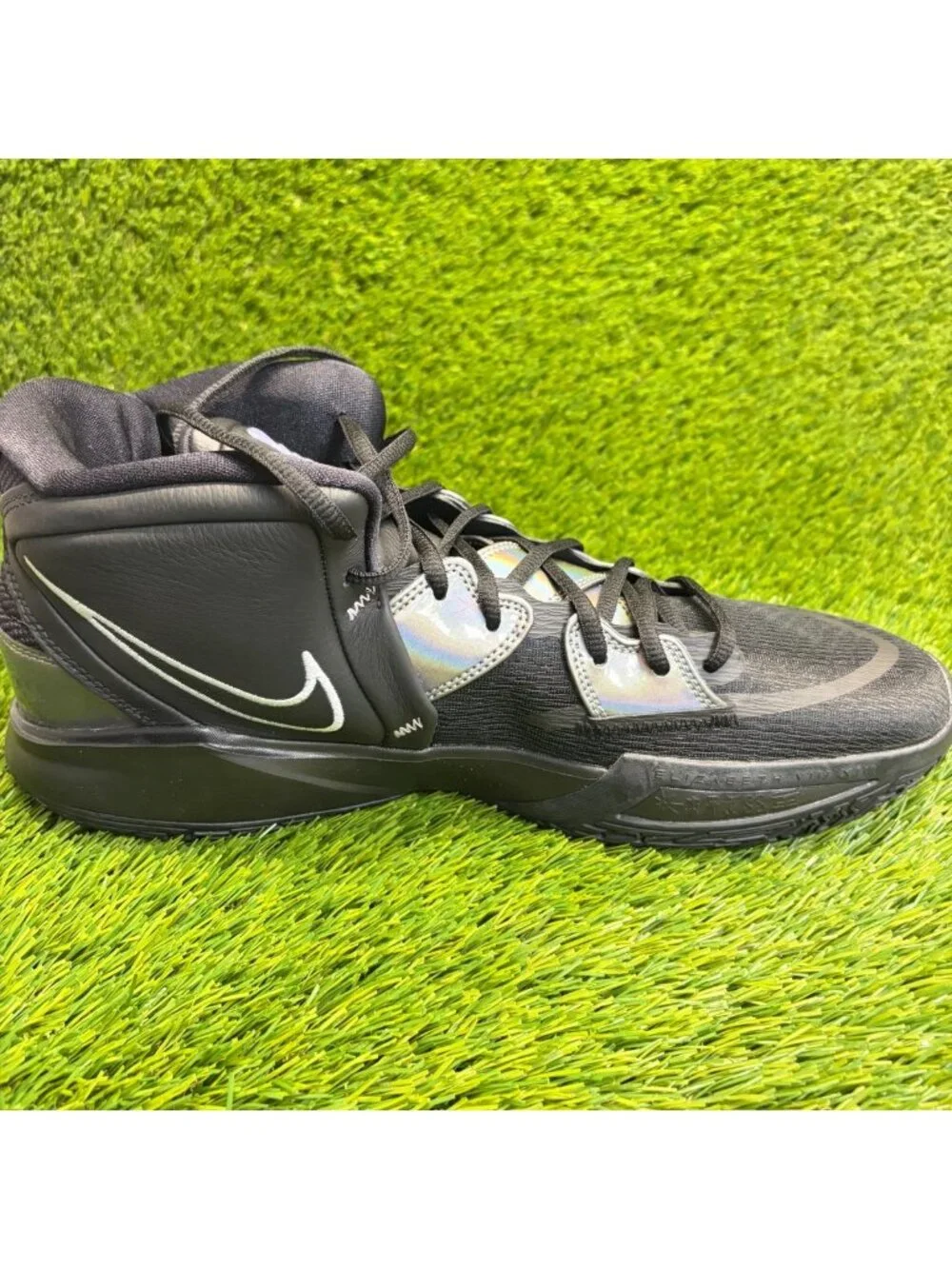 Nike Kyrie Infinity Mens Size 15 Black Silver Athletic Basketball Shoes Sneakers